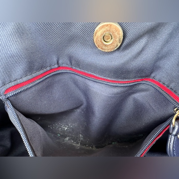 Tommy Hilfiger shoulder purse - Picture 9 of 12